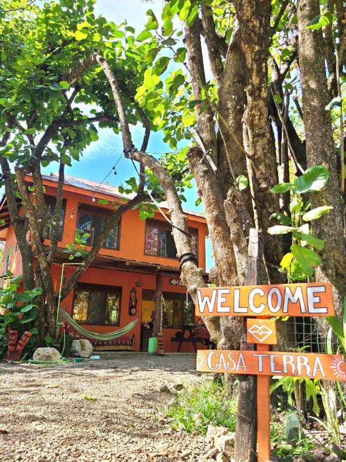 Casa Terra Hostel Sámara Exterior photo